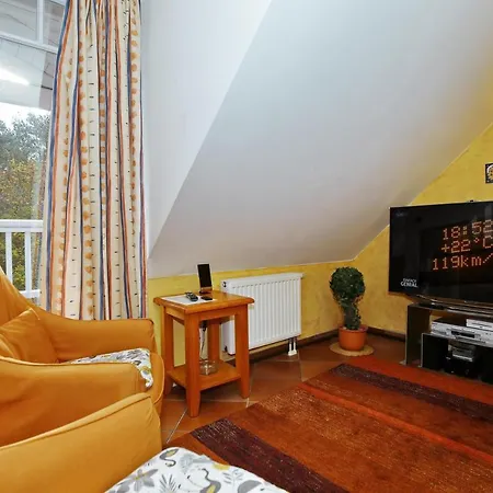 Apartment Haus Sonnenburg 18 Kuehlungsborn