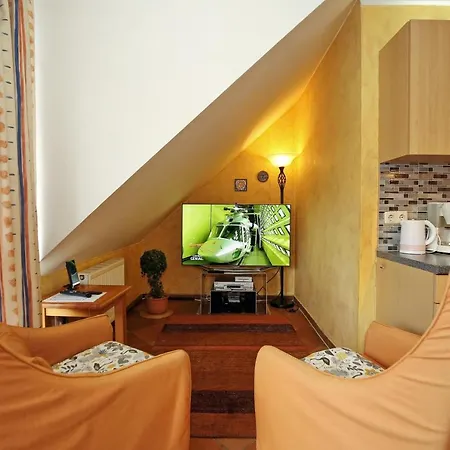 Haus Sonnenburg 18 Apartment Kuehlungsborn